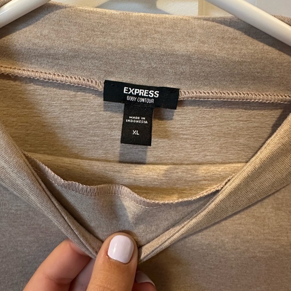 Express Longsleeve - Picture 2 of 2